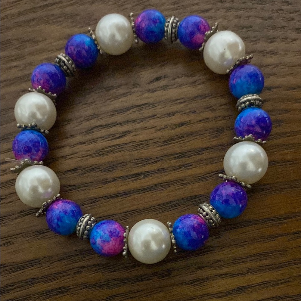 Elegant Multicolor Beaded Bracelet